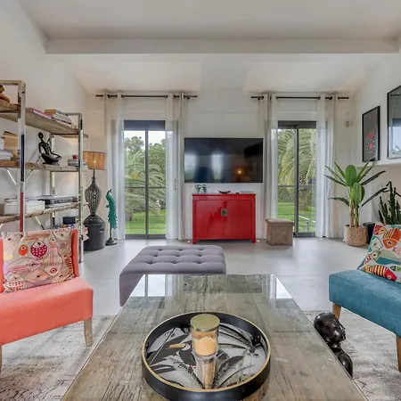 Modern 5 Minutes From Place Des Lices Villa