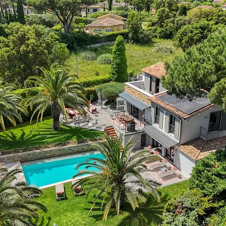 Modern 5 Minutes From Place Des Lices Villa